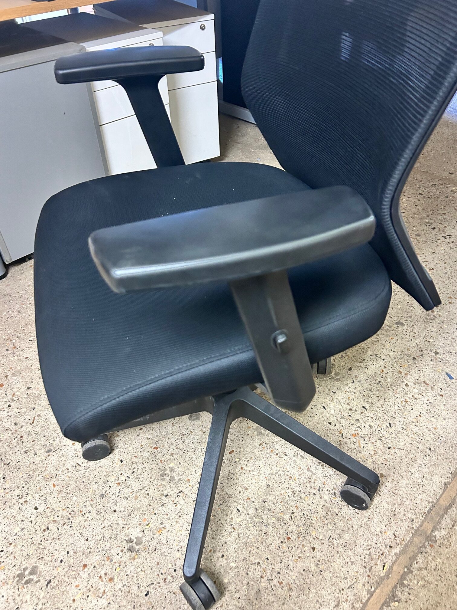 MESH Back Operator Chairs -11111111
