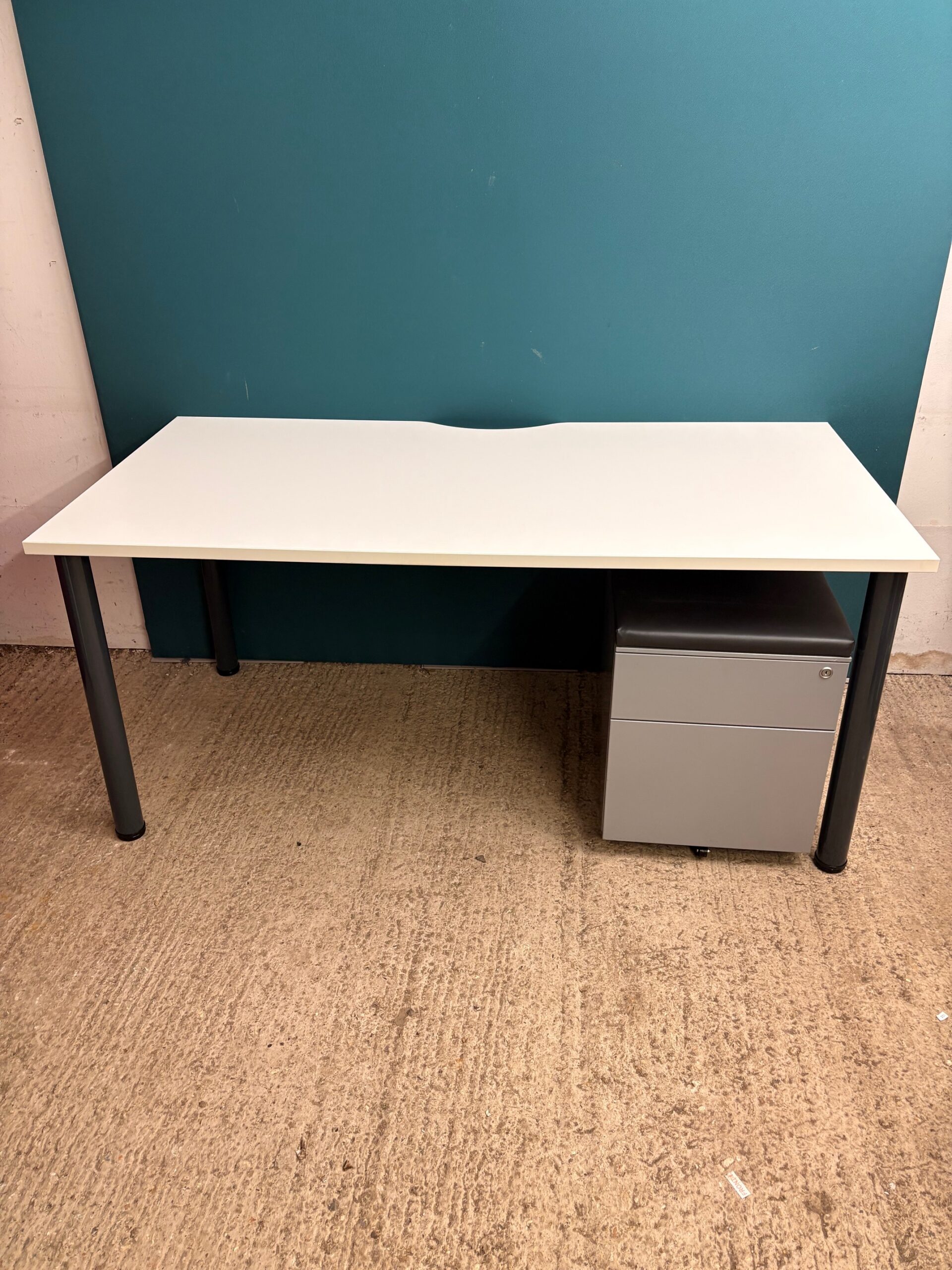 1600 White workstations with Tub legs and grey ped